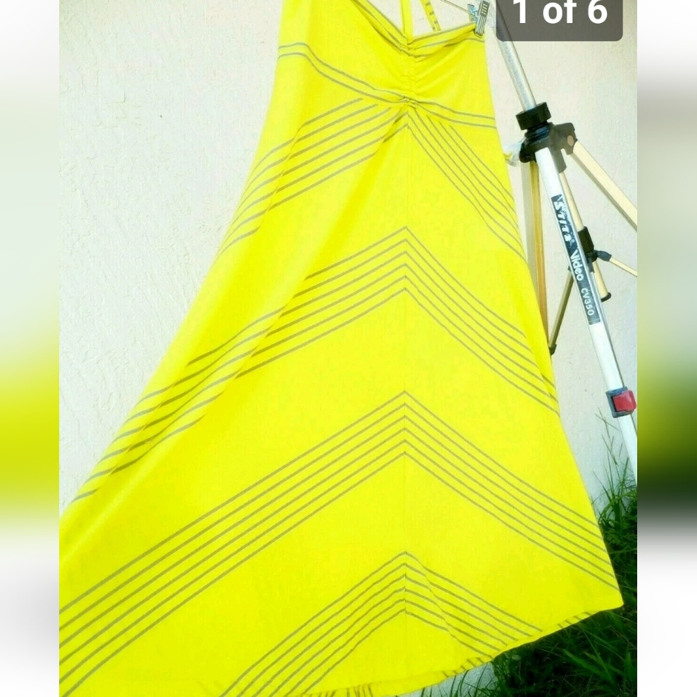 Alpine design skirt, halter Size M🌟 sunshine yellow, Soft, Stretchy.